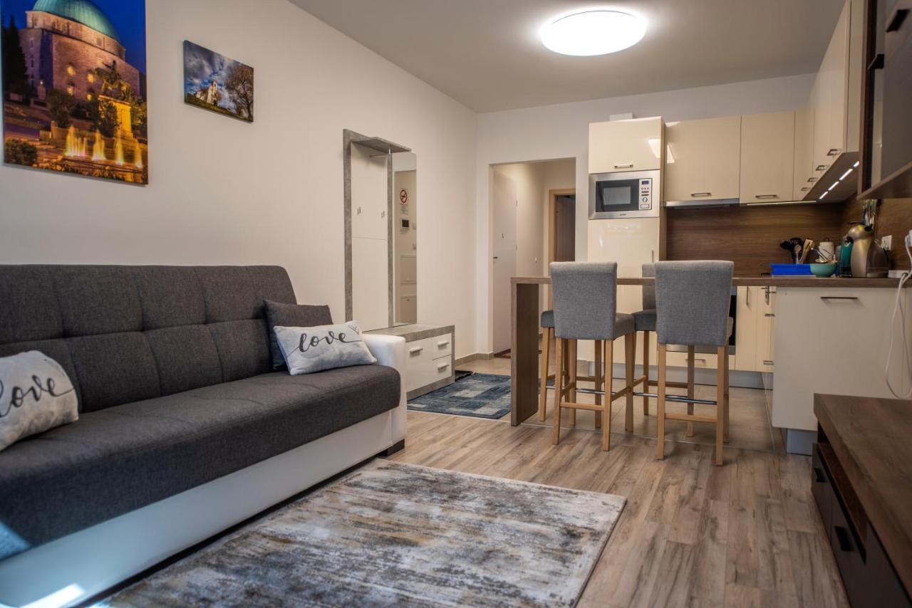 Zsuka Apartman Free Parking بيتْش المظهر الخارجي الصورة